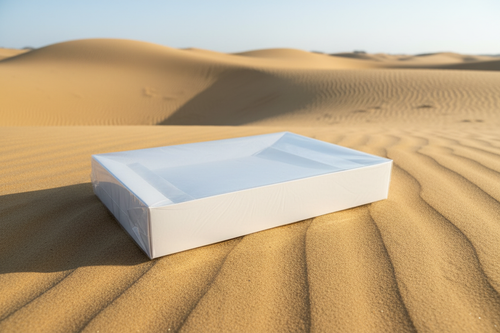 Boîte cadeau sur dunes